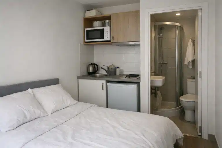 Surface minimale studio location courte durée rentabilité investissement locatif